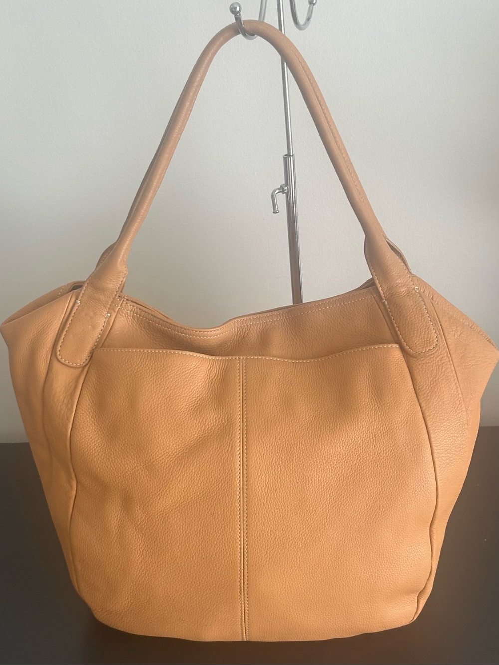 Tignanello Tan Pebbled Leather Shoulder Bag Large Hobo Tote Carryall Purse - Picture 3 of 12
